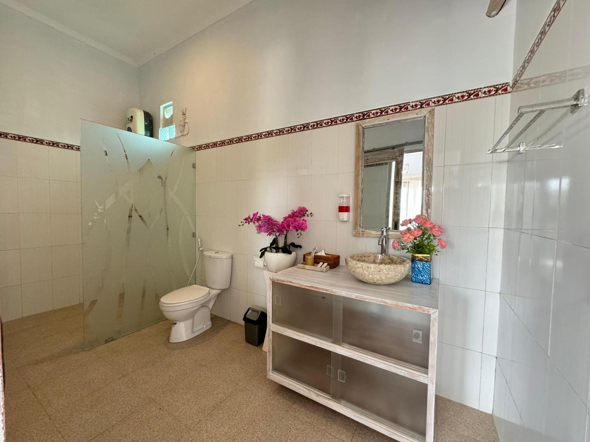 Kaylas Hill Resort Batununggul Ngoại thất bức ảnh