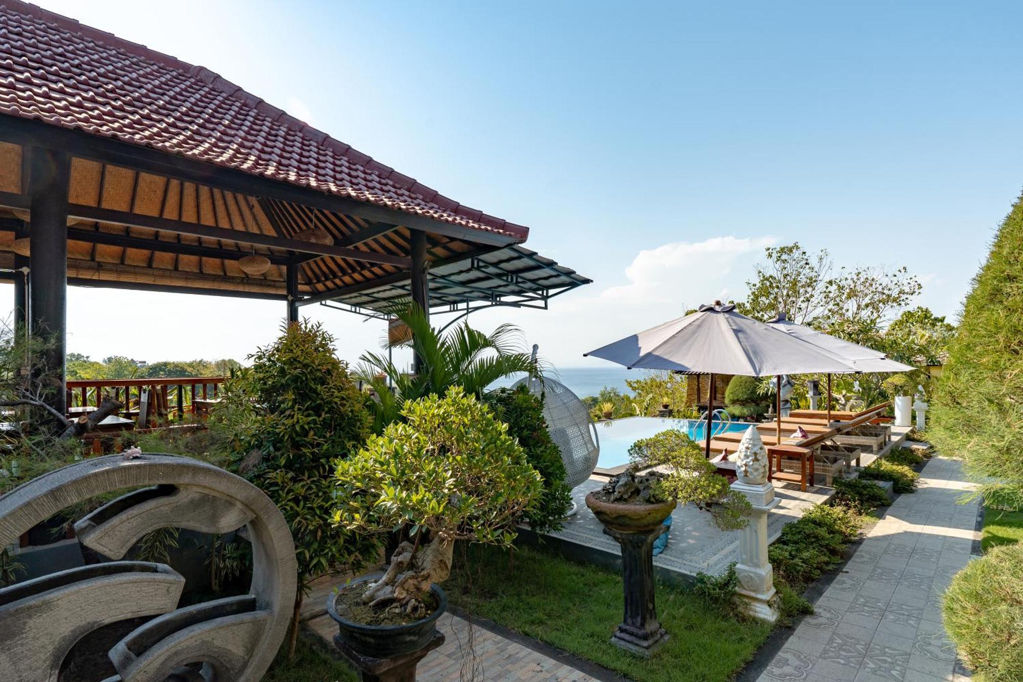 Kaylas Hill Resort Batununggul Ngoại thất bức ảnh
