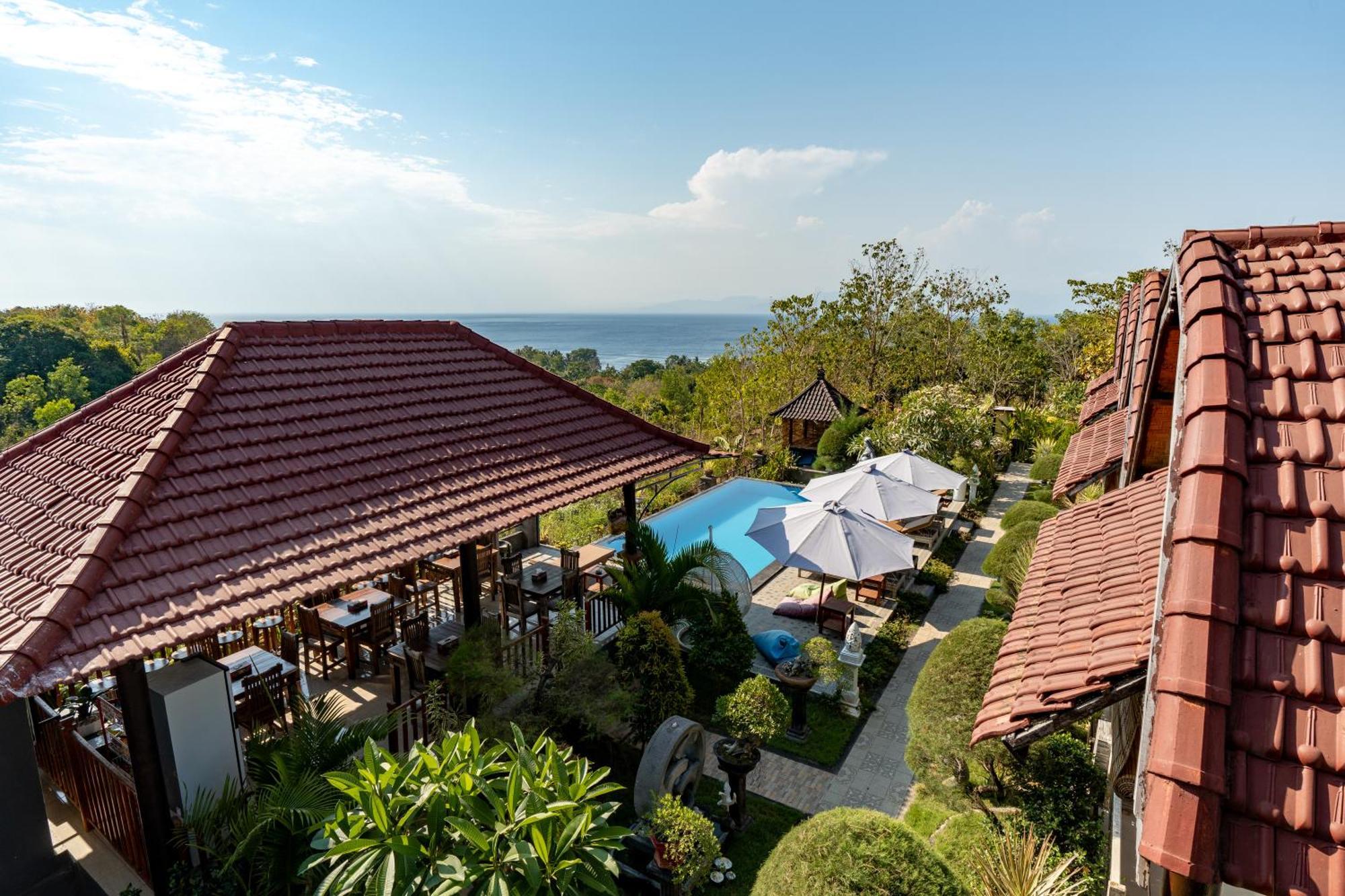 Kaylas Hill Resort Batununggul Ngoại thất bức ảnh